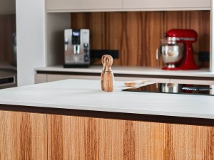 conception cuisine bois dekton rem